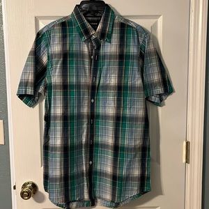 Van Heusen Classic Fit Button Down Shirt